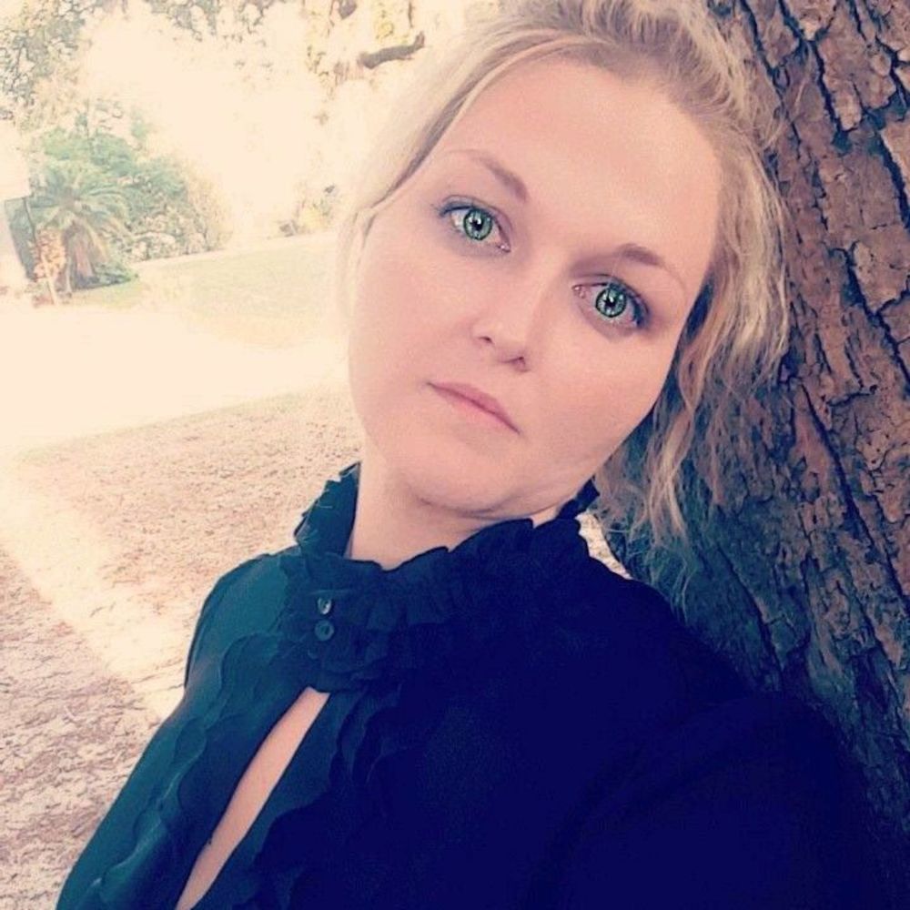 Meet your Posher, Cory